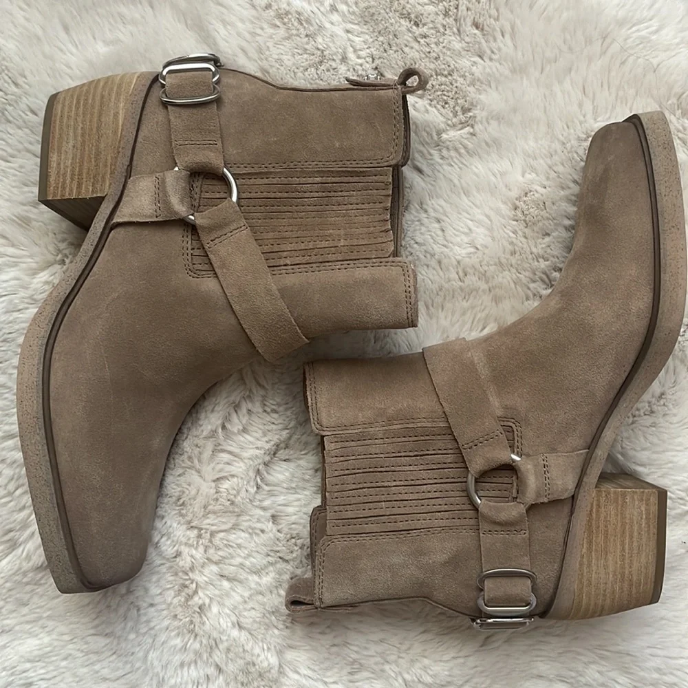 New SAM EDELMAN Bellamie Bootie